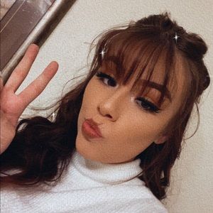 Meet your Posher, Nikki